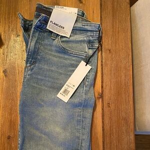 Joe’s Jeans The Icon Crop